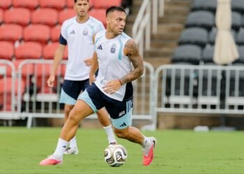 Lionel Scaloni define el once titular ante Inglaterra en la semifinal del Mundial 2026