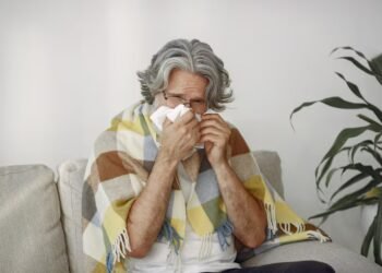 Los adultos mayores, en la mira del frío: ¿cómo protegerlos?