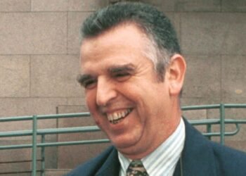 Mario Firmenich regresa con un revelador libro sobre su generación montonera