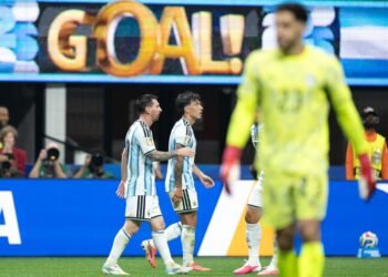 Messi celebra la remontada épica de Argentina ante Egipto: «Es una locura lo que hizo este grupo»