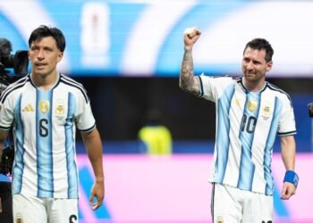 Messi llora de emoción tras la victoria agónica de Argentina sobre Egipto