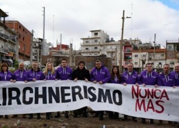 Movimientos estratégicos en La Libertad Avanza: Pareja refuerza su liderazgo ante Santilli