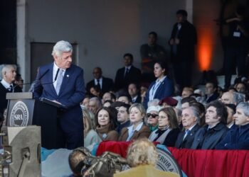 Nicolás Pino pidió eliminar las retenciones y destacó el rol del campo en La Rural