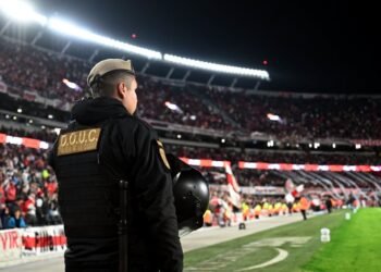 Operativo de seguridad en el Monumental: 209 infracciones y 132 intentos de ingreso sin entrada