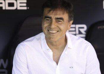 Quinteros niega rumores de conflicto interno en Independiente