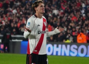 River busca redimirse ante Barracas Central en el inicio del Clausura