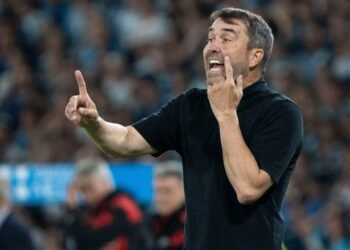 River sufre otra derrota y la hinchada explota de furia en el Monumental