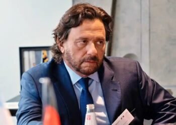 Sáenz critica al Gobierno por eliminar la protección a la producción bananera