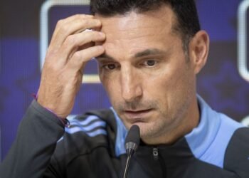 Scaloni, emocionado tras el agónico triunfo ante Egipto