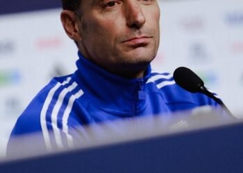 Scaloni lamenta no haber traído otra copa tras la final del Mundial 2026