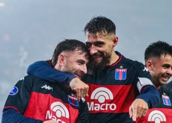 Tigre sorprende y se impone 3-0 a Nacional en Montevideo