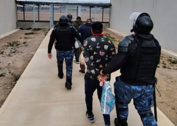 Trasladan a reclusos de Mendoza a cárcel de alta seguridad tras polémico streaming
