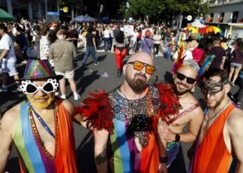 ACIERA manifiesta su inquietud por la suspensión de tratamientos para adolescentes trans