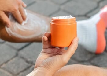 ANMAT prohíbe lotes de crema antiinflamatoria por robo en planta industrial