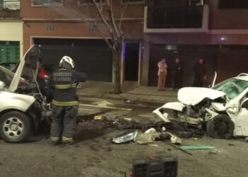 Accidente en Coghlan: tres personas heridas tras choque frontal