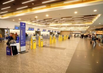 Alerta en Aeroparque por un bolso olvidado