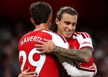 Arsenal arranca la Premier League con una contundente victoria sobre Coventry City