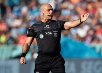 Baliño defiende la anulación del gol de Platense frente a Boca: ‘Considero que estuvo bien’