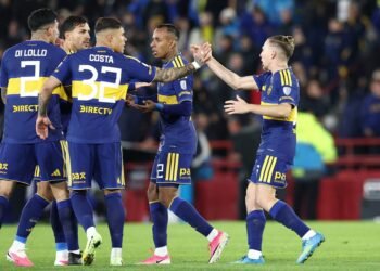 Boca busca asegurar su pase a cuartos ante Recoleta en la Sudamericana