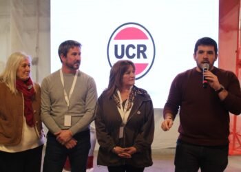 Chiarella aboga por una alternativa nacional en la asunción de Merino como líder radical en Chubut