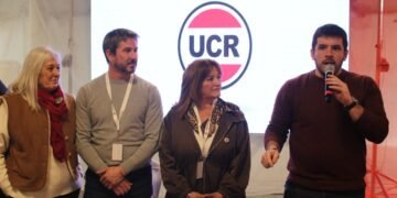 Chiarella aboga por una alternativa nacional en la asunción de Merino como líder radical en Chubut