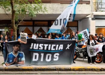 Comienza la declaración de peritos en el juicio por la muerte de Maradona