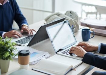 Cómo las empresas pueden minimizar contagios de virus respiratorios en el trabajo