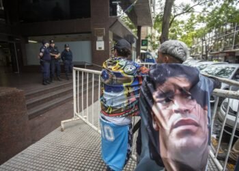 Continúan las declaraciones de peritos en el juicio por la muerte de Maradona