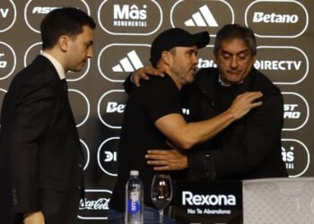 Coudet deja River tras eliminación en Copa Sudamericana: «Insostenible sin resultados»