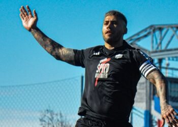 Deportivo Riestra sorprende a Estudiantes y se asoma a los primeros puestos