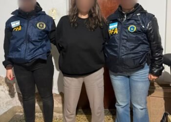 Detienen a mujer por amenazas de bomba en el Hospital Garrahan y teatros