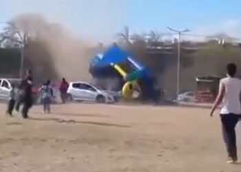 Día del Niño en Córdoba: un inflable se desata y deja dos niños heridos