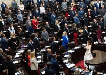 Diputados debaten reformas clave del Banco Central y más