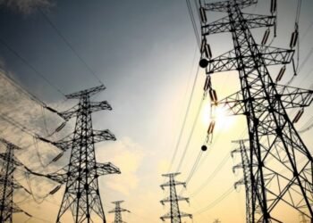 EDELAP restablece la electricidad a 43.000 usuarios tras incendio en Tolosa