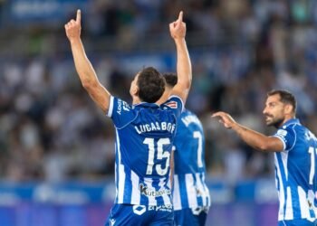 El Alavés se lleva la victoria y lidera LaLiga tras vencer al Villarreal