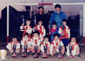 El Club Grandoli rinde homenaje a Jorge Messi con una emotiva publicación