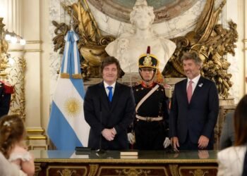El Gobierno impulsa la continuidad de la jueza que apoyó la reforma laboral