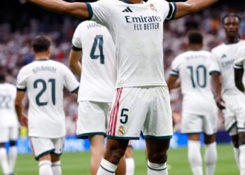 El Real Madrid arrasa al Málaga y se afianza en la cima de LaLiga
