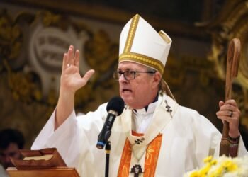 El arzobispo García Cuerva celebra la visita del Papa a Argentina