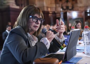 El oficialismo acelera nombramientos clave para la Cámara Federal en el Senado