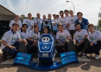 Estudiantes de la UBA brillan en la Fórmula SAE Brasil con su monoplaza