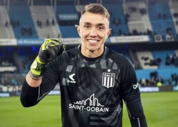 Estudiantes pierde a Muslera antes del duelo con Boca