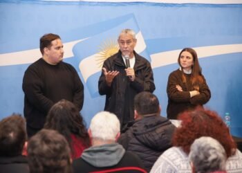 Ferraresi impulsa la construcción de mayorías en San Miguel y critica al gobierno de Milei