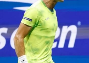 John McEnroe se burla de Mariano Navone tras su victoria sobre Djokovic