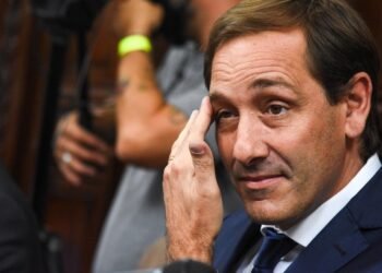 Julio Garro, ex intendente de La Plata, enfrenta graves cargos por loteo ilegal
