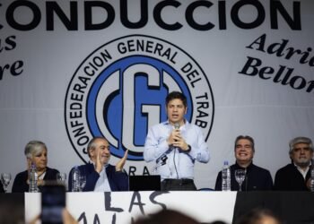 Kicillof llama a la unidad para frenar a la ultraderecha en 2024
