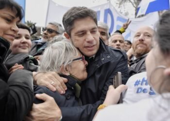 Kicillof se manifiesta contra la ley que amenaza la propiedad privada