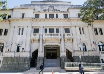 La Corte de Santa Fe declara inconstitucional el límite a jubilaciones de privilegio
