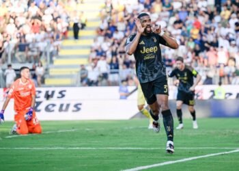 La Juventus inicia la Serie A con un triunfo clave ante Frosinone