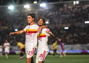 La Roma arrasó al Lecce y se adueña de la cima de la Serie A